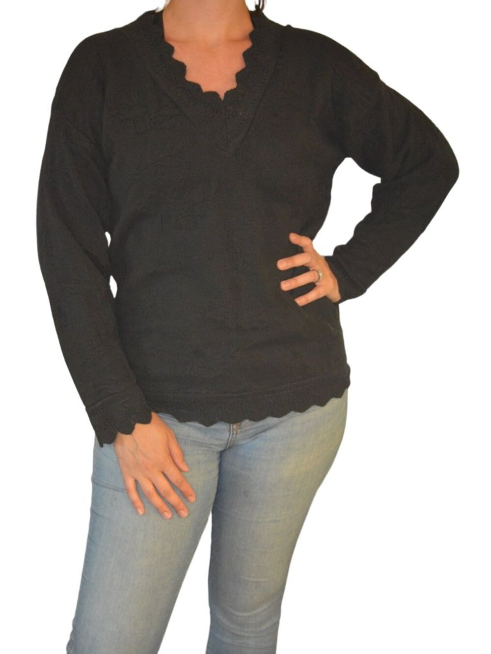 Big City Black 100% Cotton Women's Sweater With Knit Pattern & Scalloped Edges M